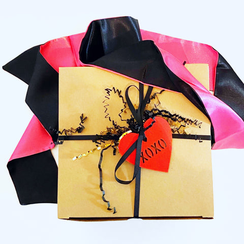 SPECIAL: “With Love” Gift Wrap